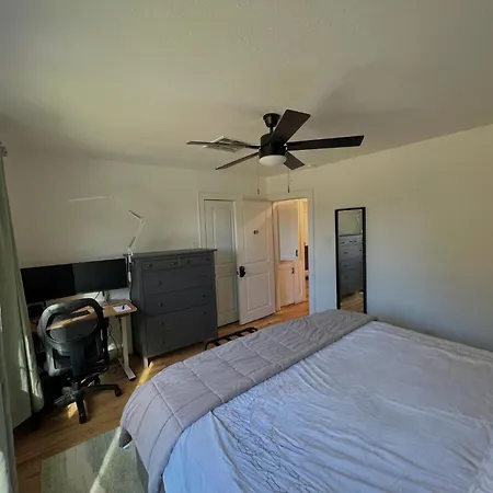 Long Term, Blackout Curtain, 2 Monitor, King Bed Room In 2 Bedroom Home Houston Exterior photo